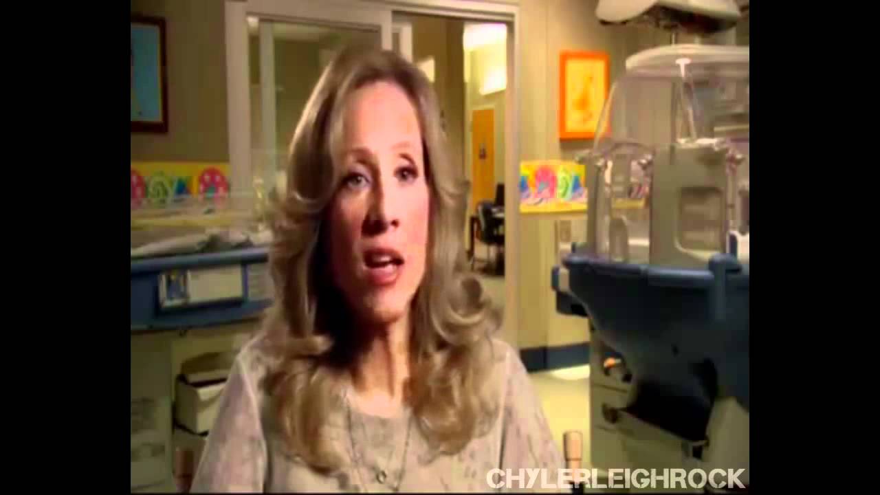 Chyler Leigh - New Docs On The Block (Lexie Grey)