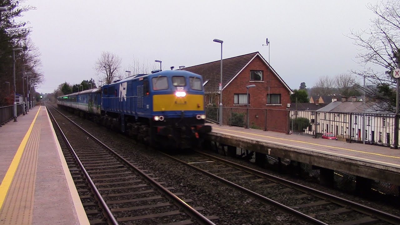RPSI Gatwick Mark 2F Stock Transfer to Adelaide Train Care Facility - Sun 08/01/2017