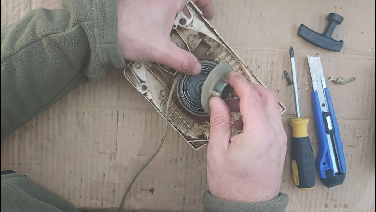 Πως αλλάζω το κορδόνι της  χειρόμιζας του αλυσοπρίονου. Chainsaw starter rope change