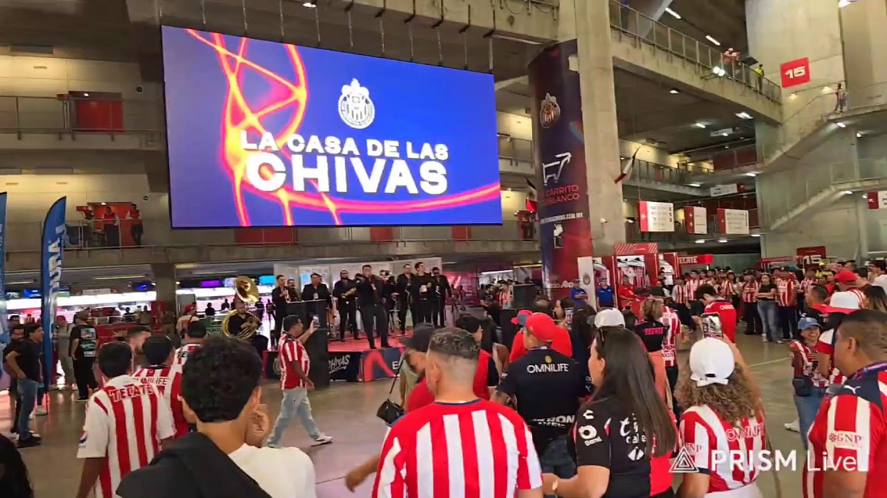 Chivas Centenario Estadio Akron.