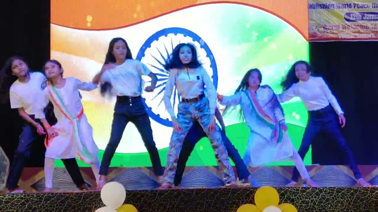 Tere mitti l rakta charitra l Maharshi vidya mandir l performances by senior girls