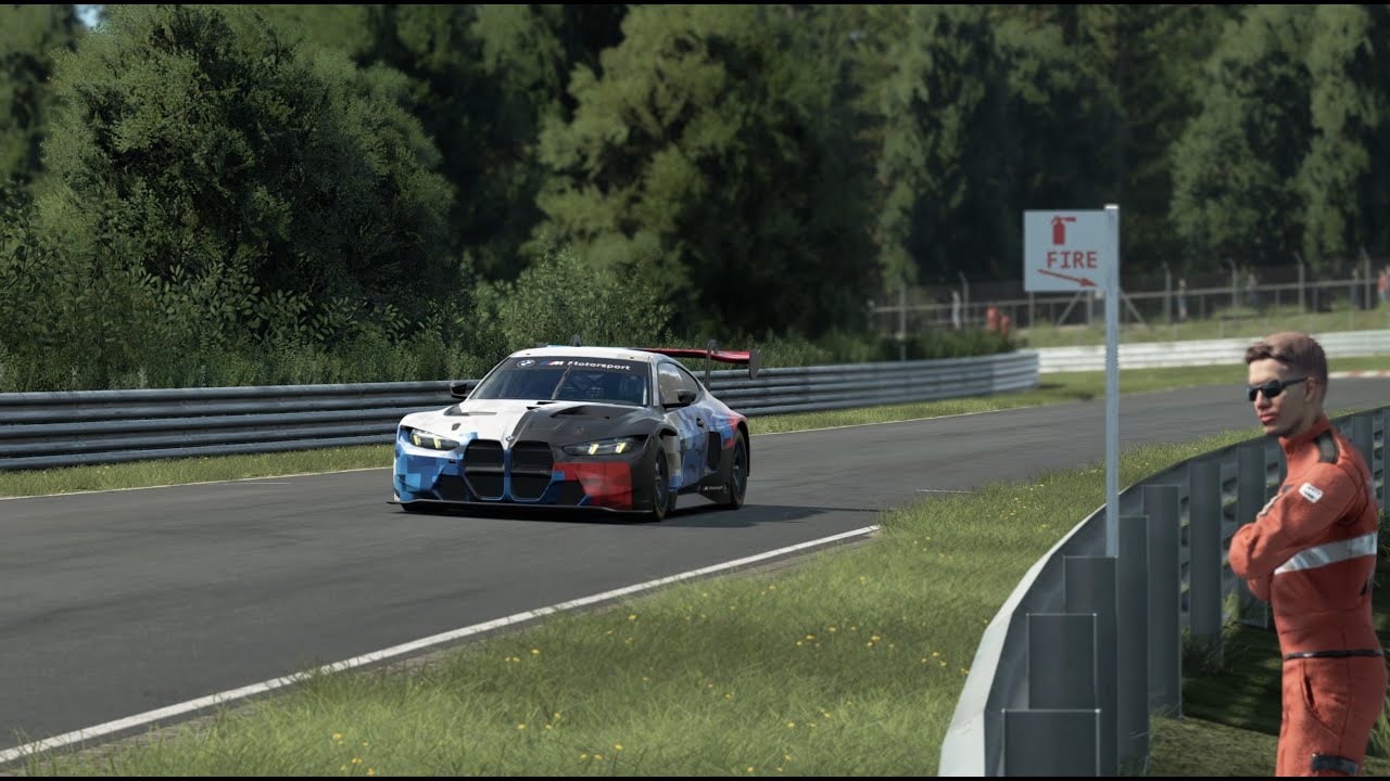 BMW GT4 at the Nordshleife