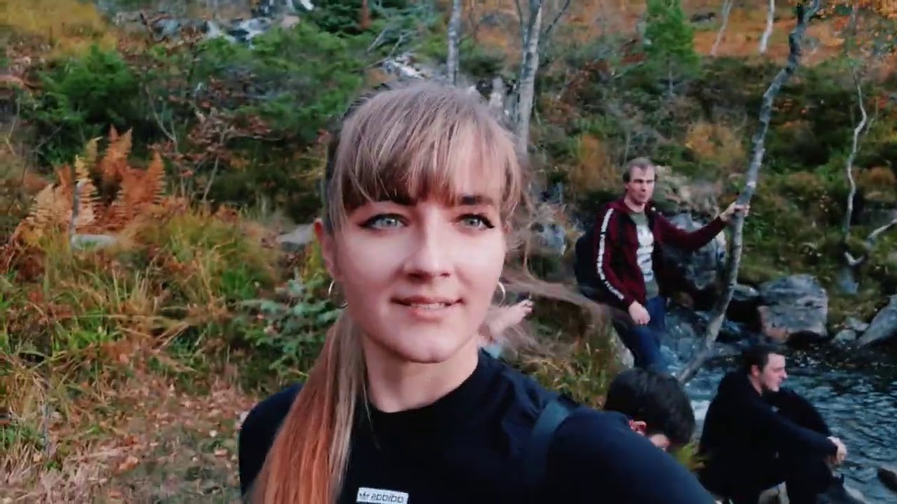 The Gang goes to Trollkyrkja (Norway) ! 😎🤘🏼🤩😁