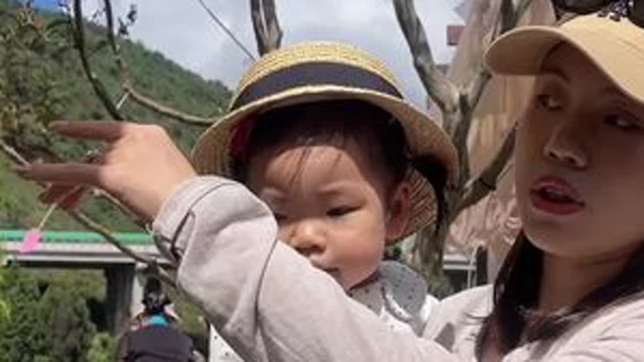 秋天休闲周边游～对于喜欢慢节奏遛娃路线的人来说，乐居村真的太友好了！#周边游 #乐居村 #昆明周边 #周末遛娃