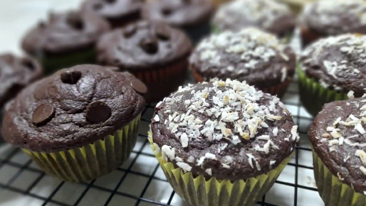 كاب كيك صحي بدقيق الشعير و بذوق الشوكولاته Barley Chocolate Cupcake