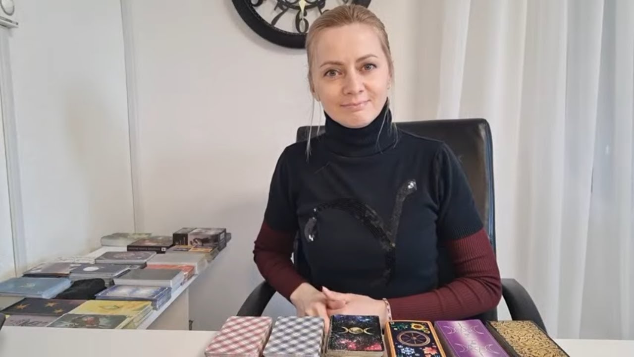 О чем думает?🙄 Что на СЕРДЦЕ?❤ Что в жизни у МУЖЧИНЫ?🤗 | 6 вариантов | VILENA