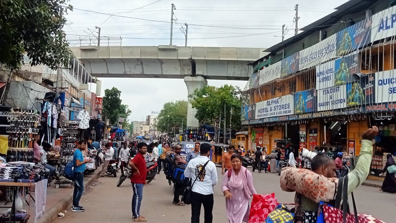 Secunderabad Railway station street shopping||Hyderabad street shopping #viral #secunderabad#trend