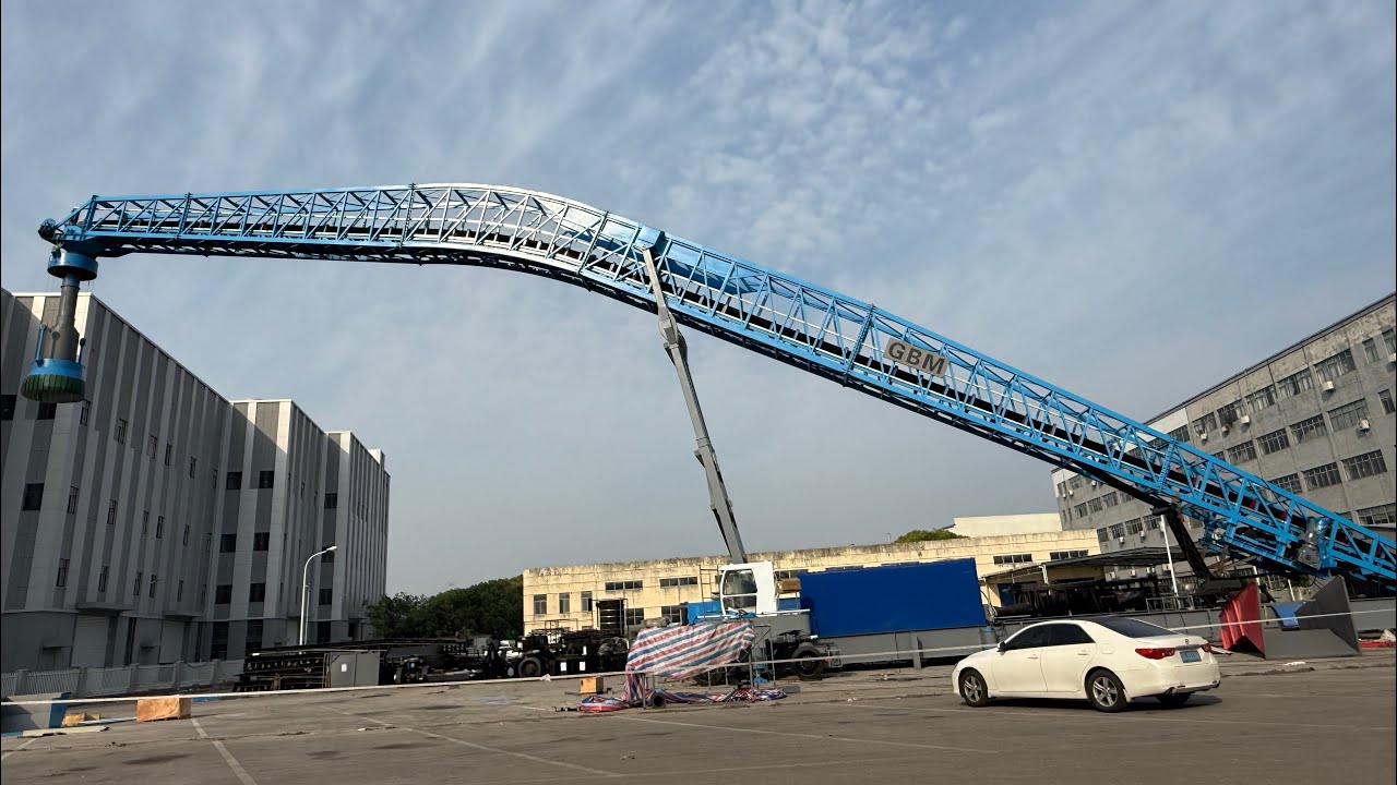 GBM 1000TPH Self-Propelled Ship Loader On Site Commissioning