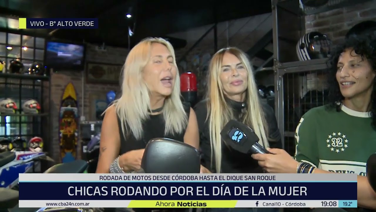 Móvil en vivo: chicas rodando por el Día de la Mujer