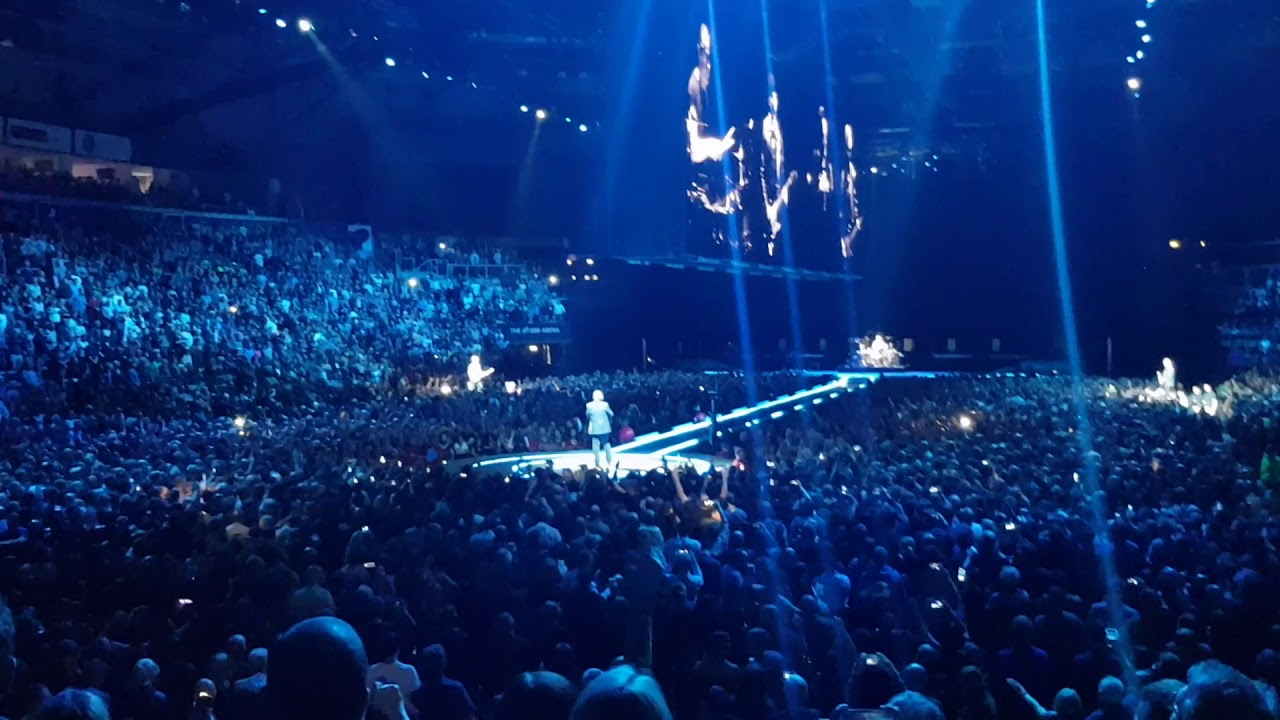 U2, Summer of love/Pride/Get out of your own way/New Years Day, Belfast 27 October 2018