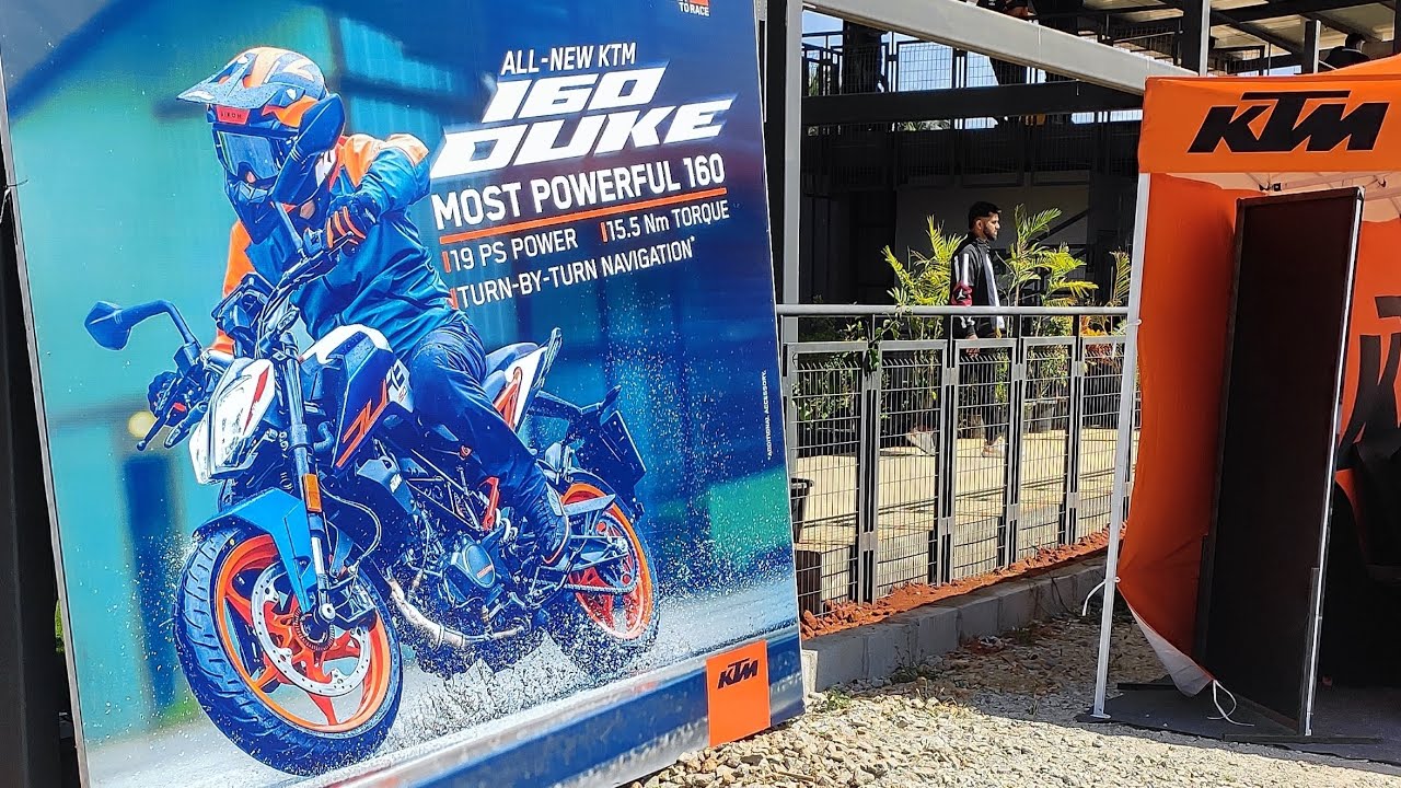 Orange XP 160 KTM Duke 160 Track Experience | Velocity International Circuit 