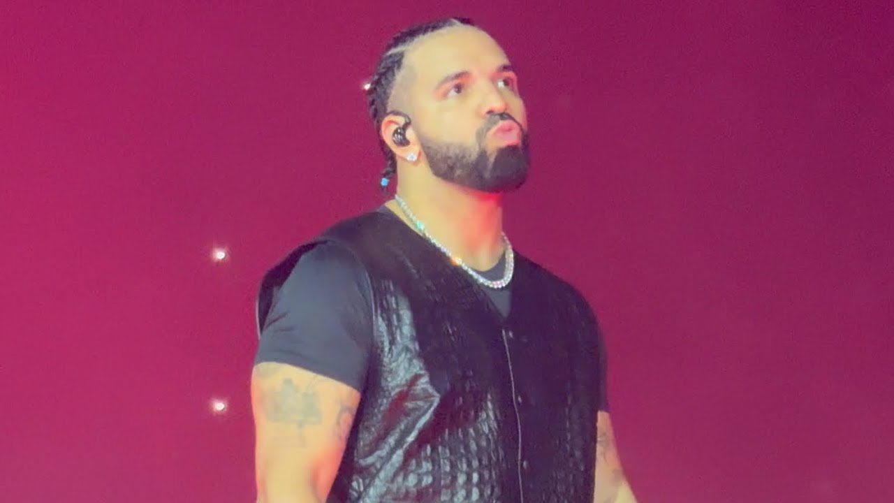 DRAKE IN PARIS WITH PARTYNEXTDOOR FOR SOME SPECIAL SHOWS 4 EU