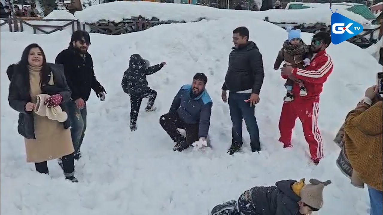 После снегопада туристы массово приезжают в Пахалгам, восхваляя местное гостеприимство.