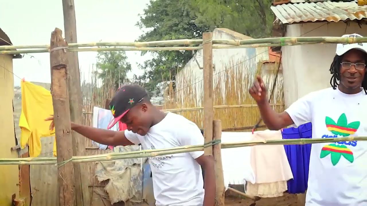 Awumvere Fungo ( OFFICIAL MUSIC VIDEO)