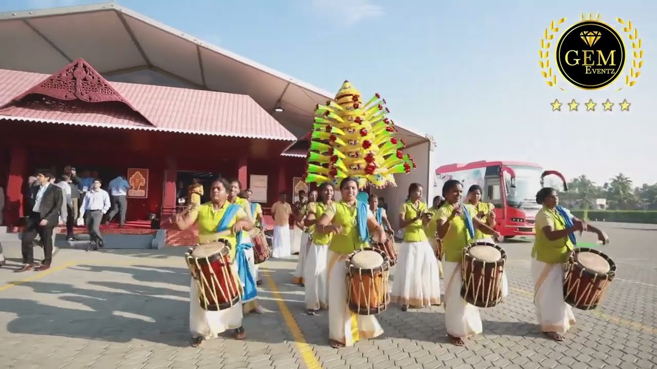 Shingari Melam & Kavadiyattam Welcome | Grand Traditional Kerala Performance | Greenix Experiences