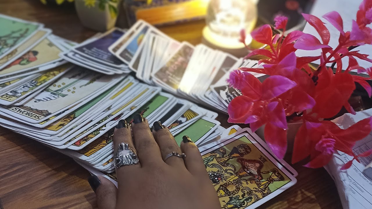 आपको धोका देने के बाद कैसे हैं अब वो //tarot reading #tarotreading #hinditarot #englishtarot