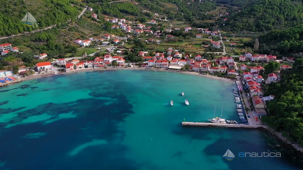 Zaliv Žuljana na polotoku Pelješac (posnetek iz zraka)