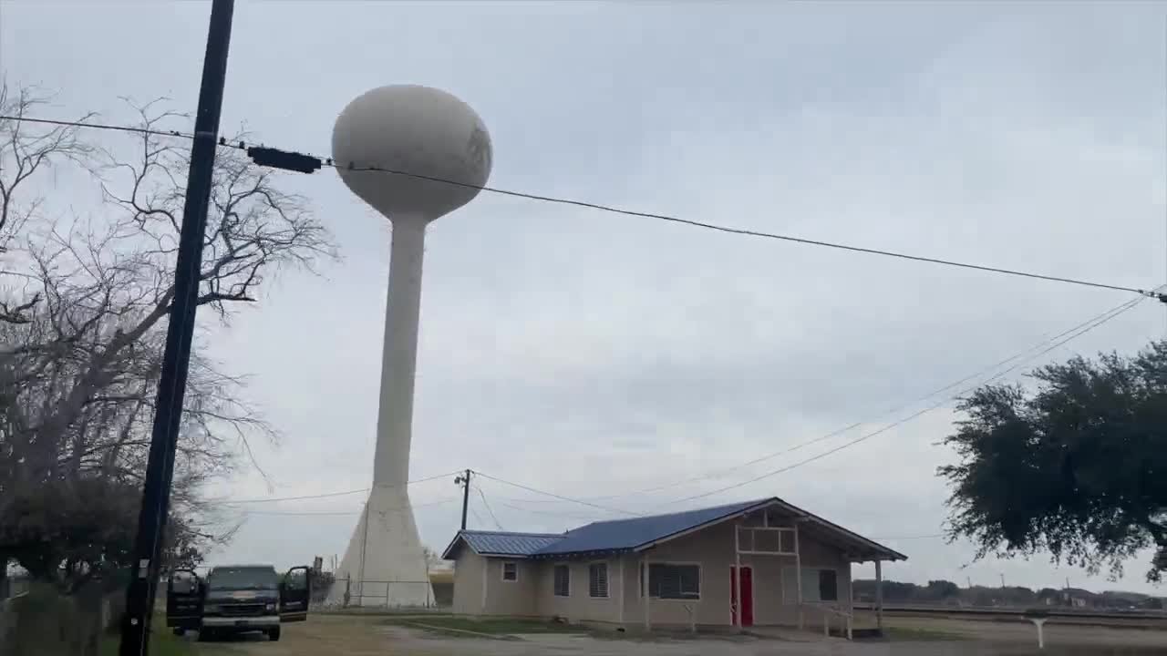 Odem leaders consider repairs after inspection finds major water tower damage