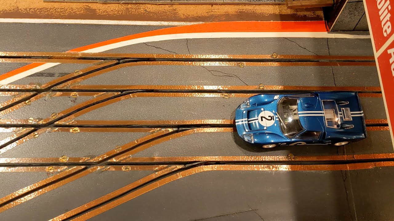 Modeling / Slot Car How-to Series: Jimmy’s LANE CHANGING System - World’s PREMIER Slot Car Track!