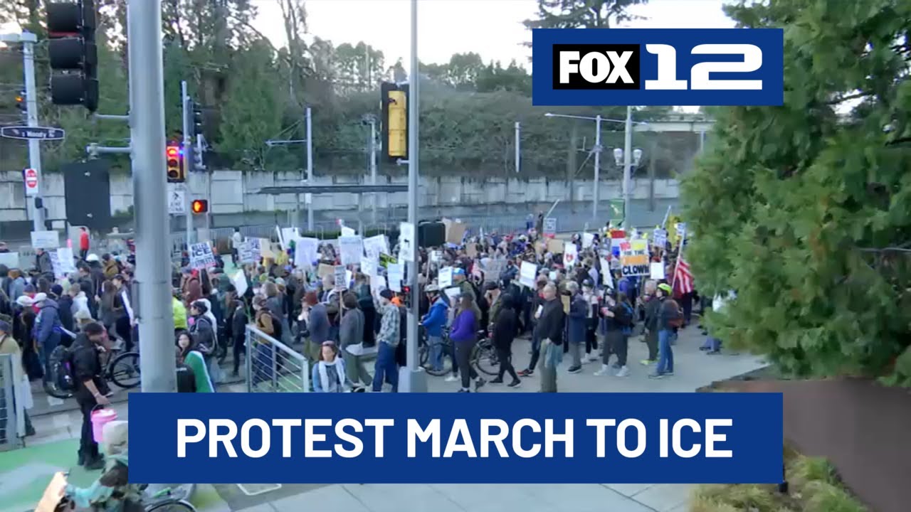 Protesters march from City Hall to Portland ICE building