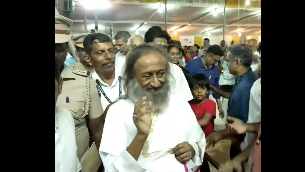 Sri Sri Ravi Shankar Gurudev Entry to Satsang Today From Chennai 2023