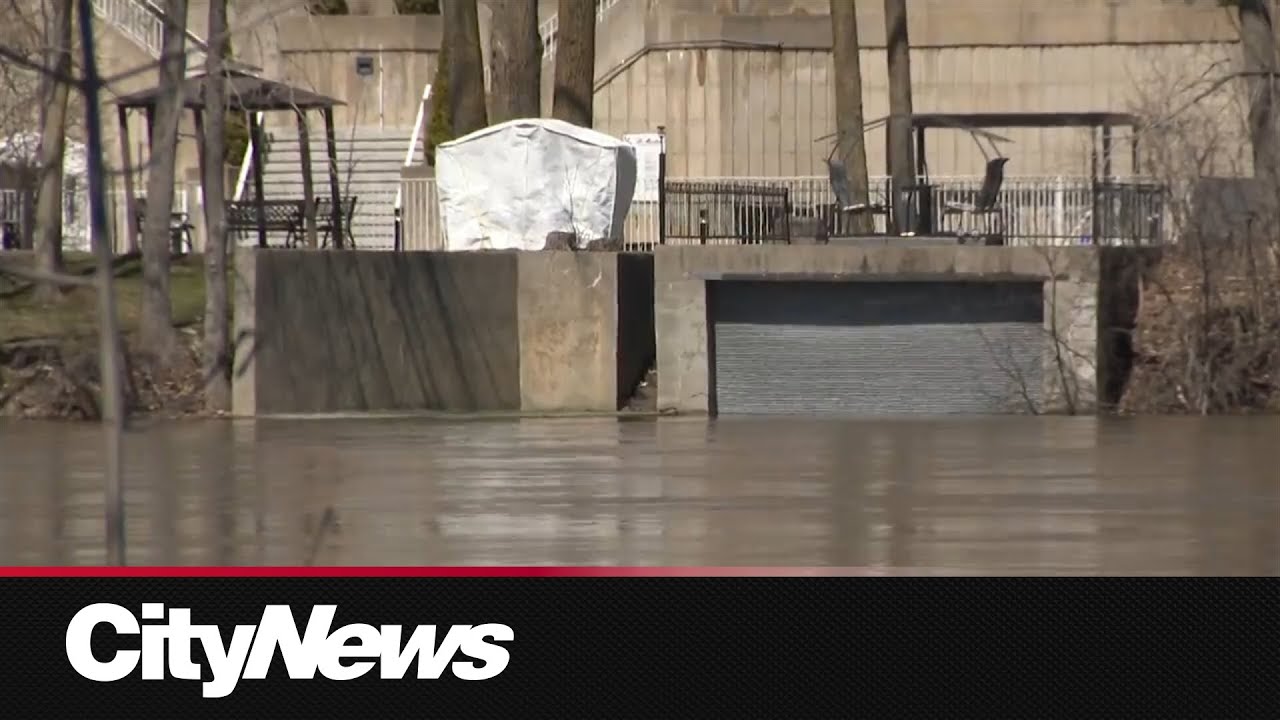 Montreal prepares for flooding as river levels could peak Sunday