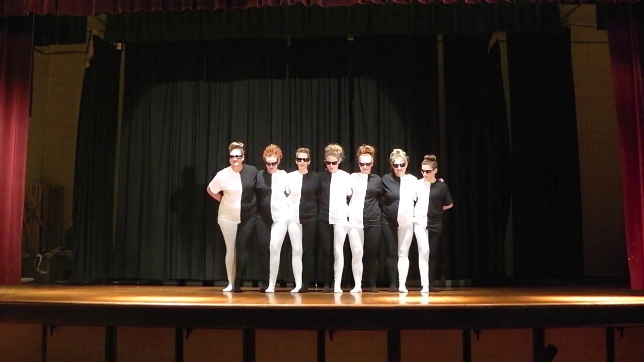 optical illusion dance best talent show ever!!!