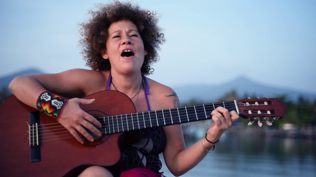 Malka Lew Healing Music - Yawanawa Tribe Song (Brazil)