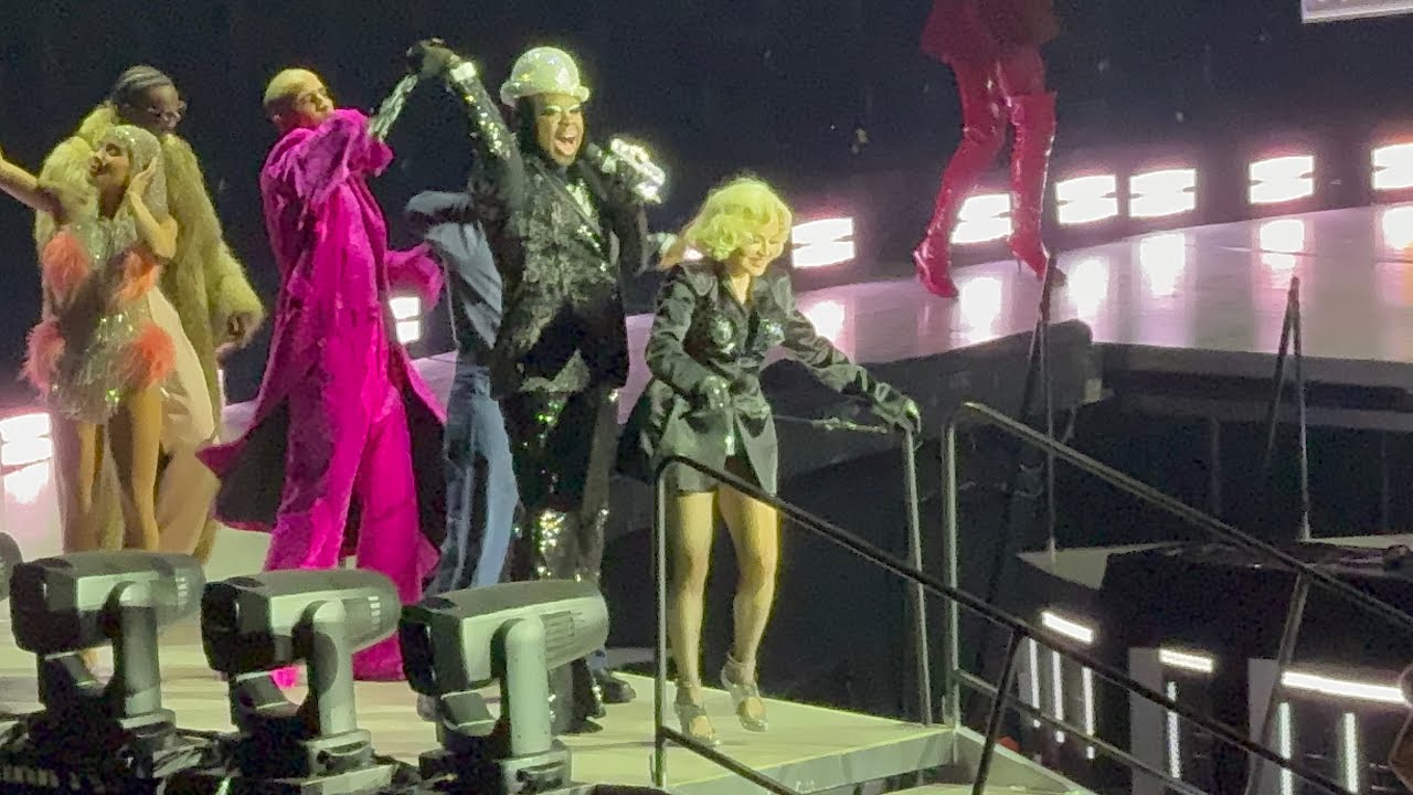 Madonna - Vogue Live The Celebration Tour CDMX Palacio De Los Deportes 4/20/24 Night 1