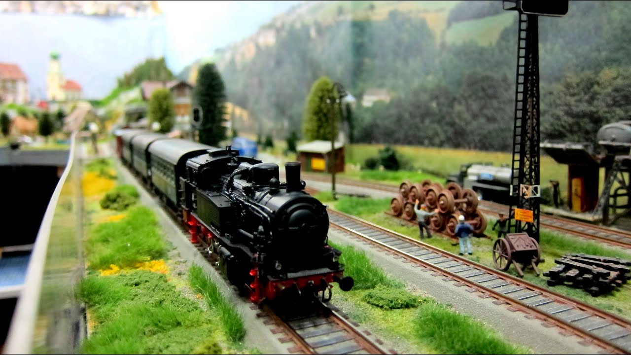 Maqueta de tren escala H0