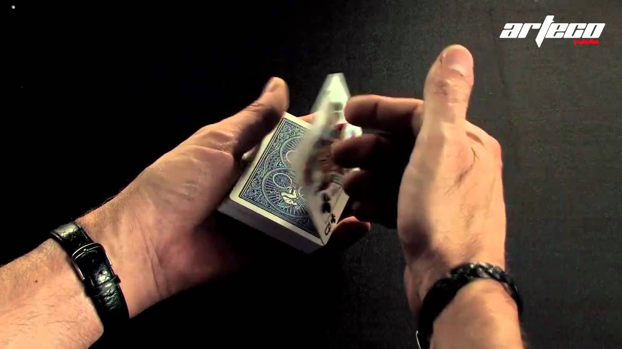 Extrait: Encyclop&eacute;die des Cartes de Jean Pierre VALLARINO - Lev&eacute;e double : retournement en main