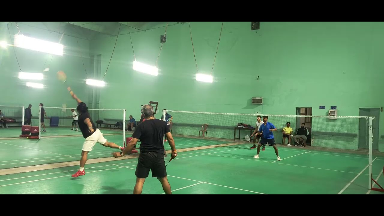 (1328) Prof. G D Ransinchung & Deepak Sir vs. Sagar & Abhishek (Ultimate Fight) #badminton #doubles
