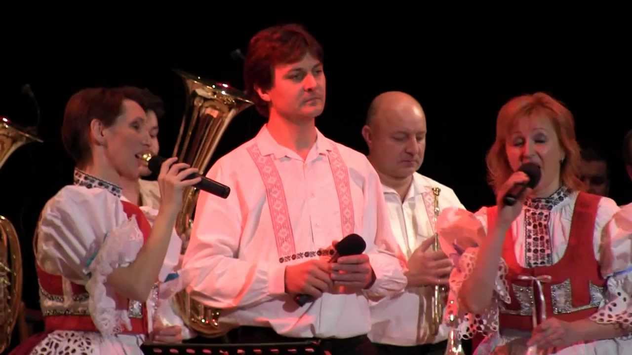 KYJOV-Závěr koncertu oblíbené dechovky GLORIA ve vyprodaném sále Domu kultury