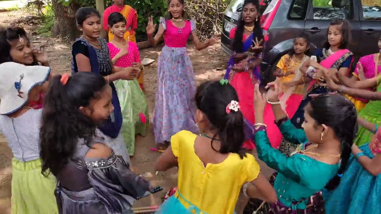 Wisdom high School, Raikal. Bathukamma Sambharalu