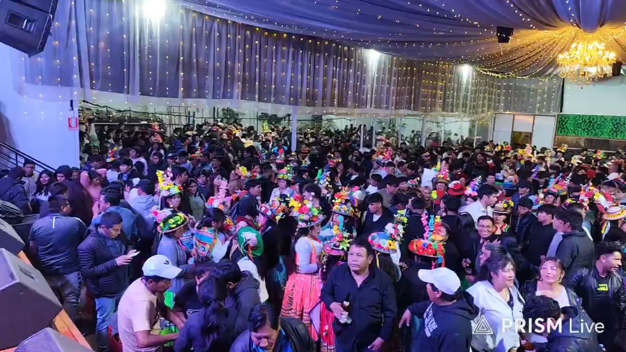 #paucarpata Gran Yunzada Carnavalesca con residentes de Chojata Moquegua feb26 