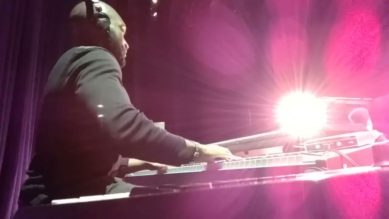 Total Praise| Church Dee| #christmas tour in #Latvia 