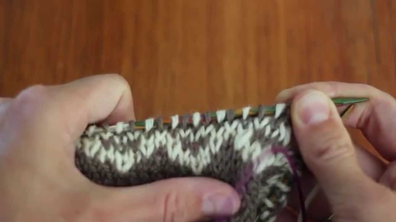 Strikke med to farger fra vrangen / Knitting with two colors from the wrong side