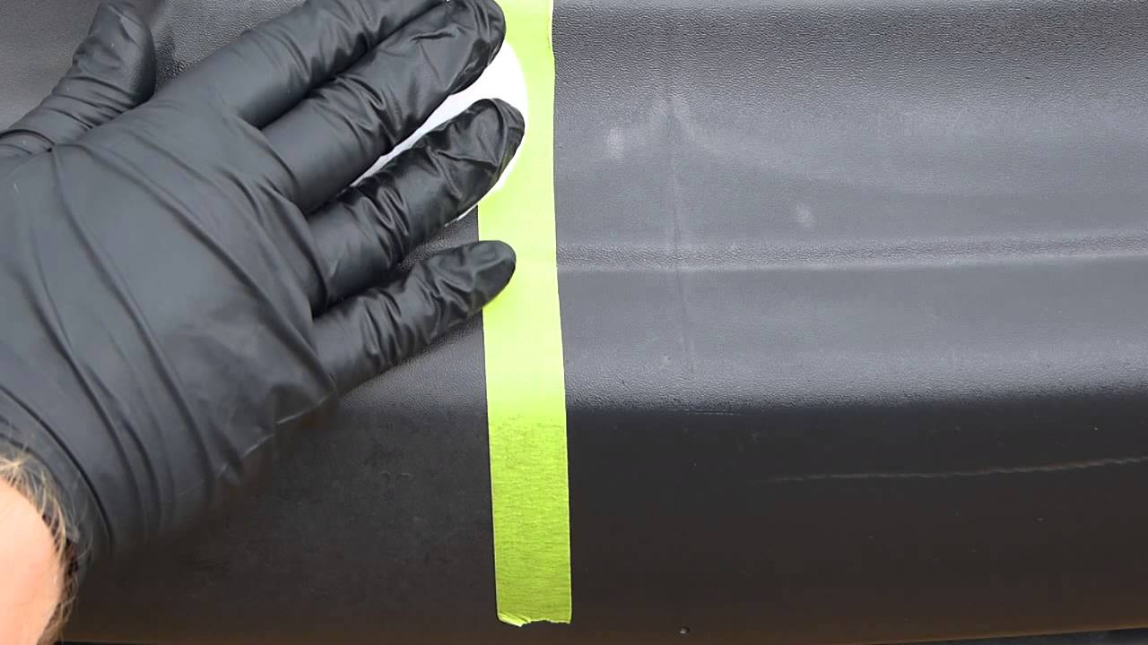 CarPro Dlux Plastic & Wheel Coat vs Gtech C4.mp4