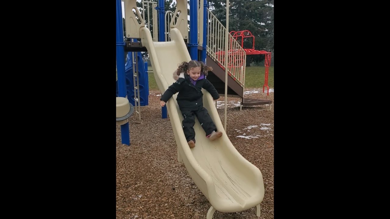 Park FUN in the winter - CRAZY slide