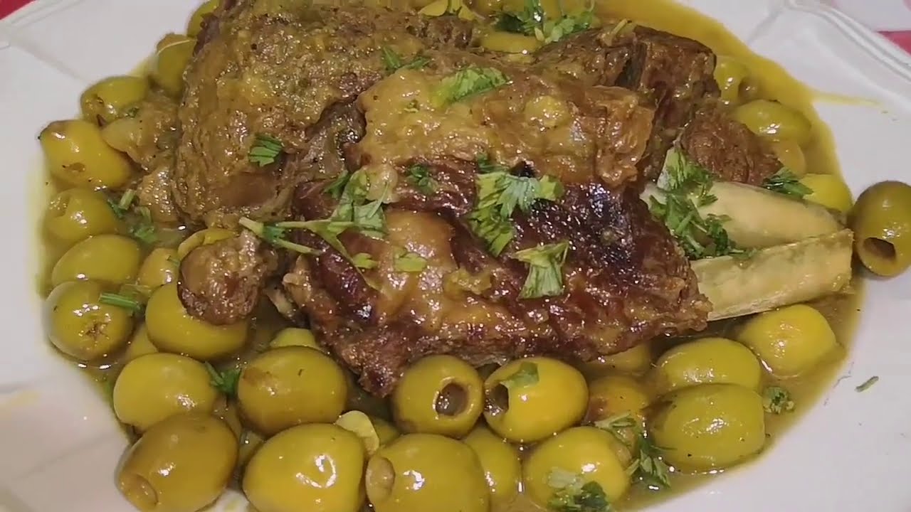 طاجين الزيتون زيتون باللحم محمر في الكوكوط تاع الاعراس طاجين الزيتون تاع المطاعم