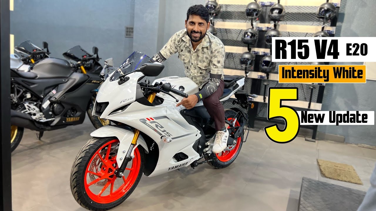 Yamaha R15 V4 E20 White Color 2023 Price Mileage New Update Full Review In Hindi