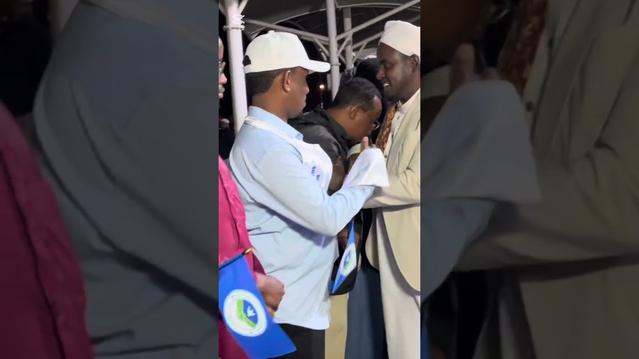 Hogaamiyaha Xisbiga Towfiiq Dr sheikh Shaakir iyo kulan soodaweyn loo sameeyey magalada nairobi