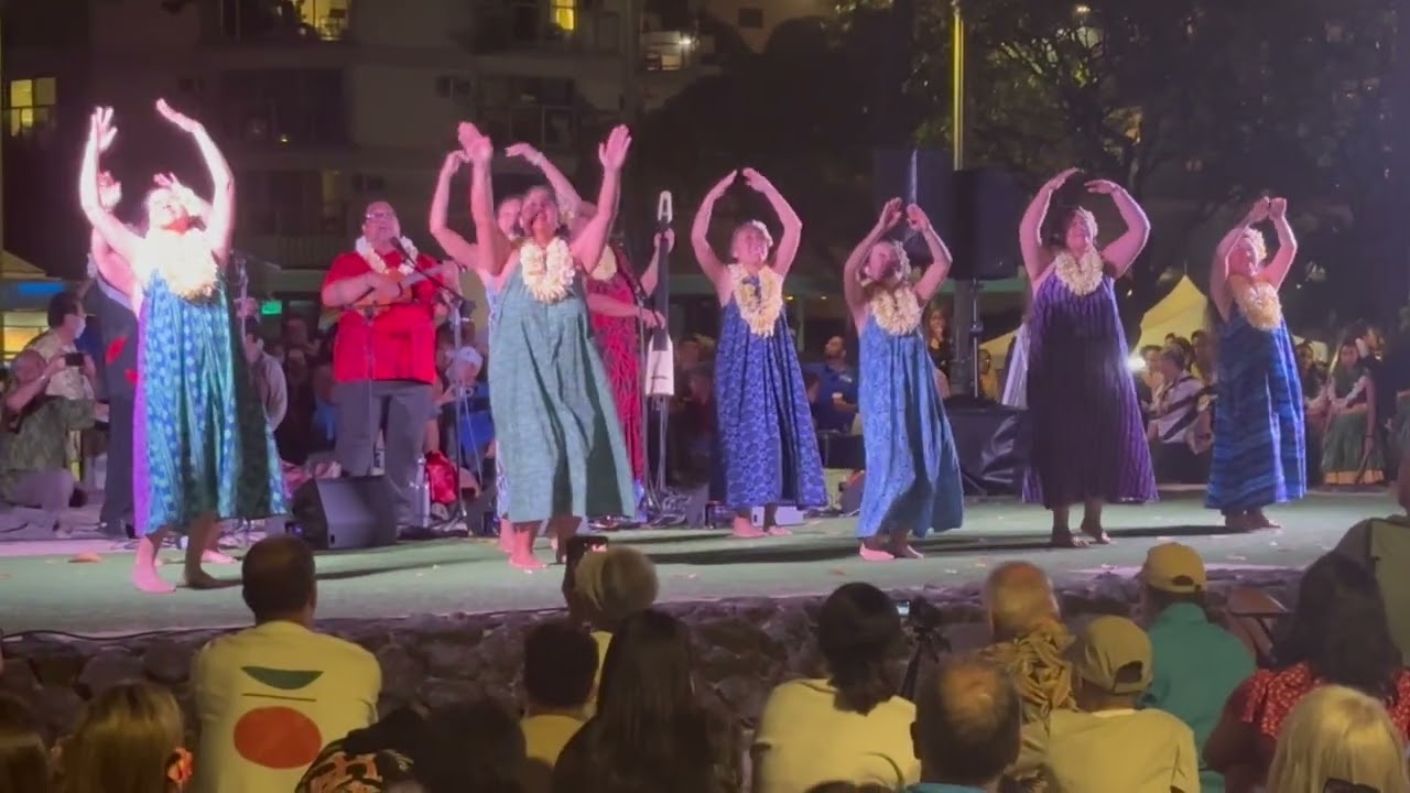 Hawaii traditional dance