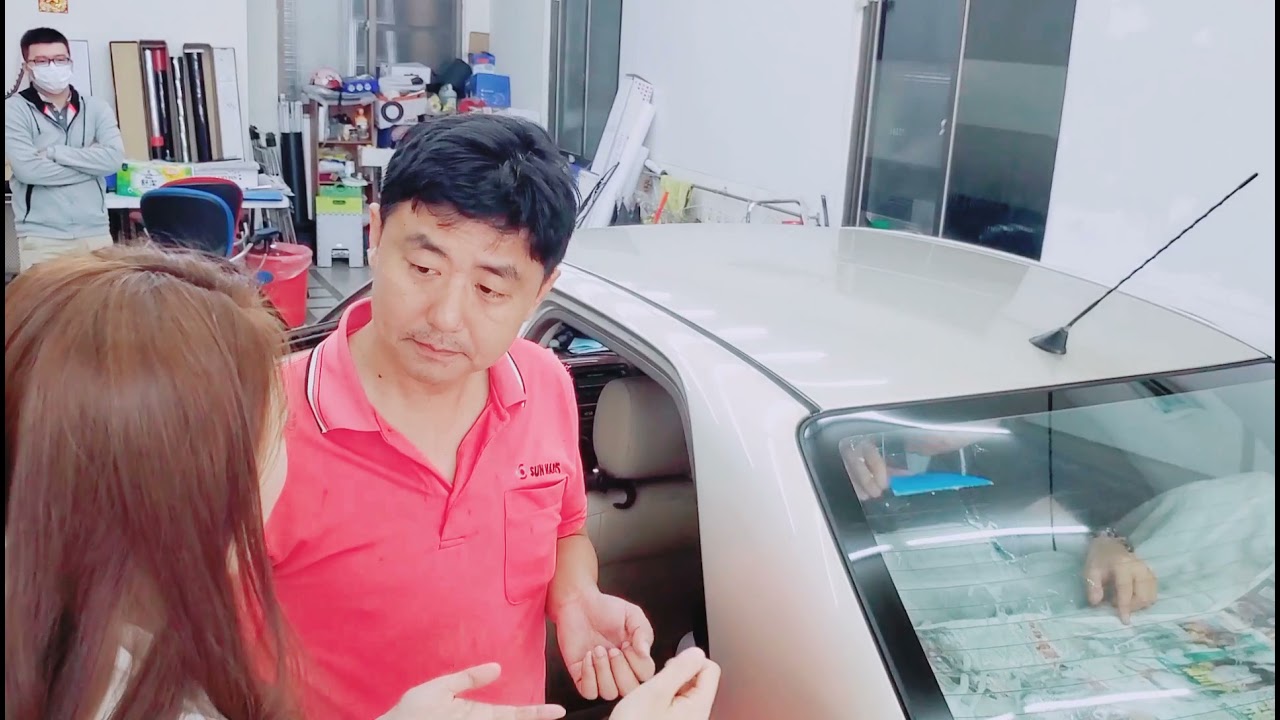 西曬達人汽車隔熱紙 - 施工小心盡可能保留汽車除霧線