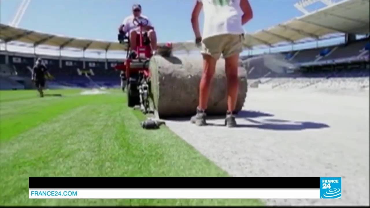 The AirFibr hybrid grass technology on France 24