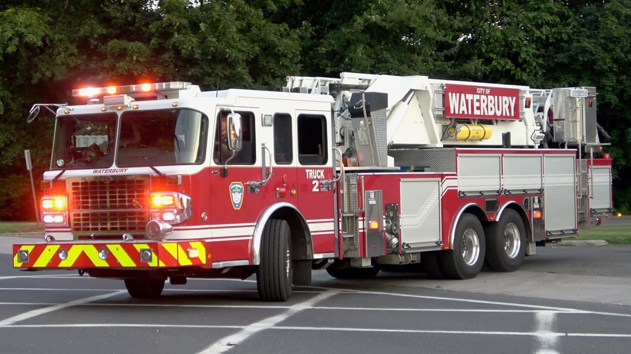 Waterbury FD Truck 2 Responding