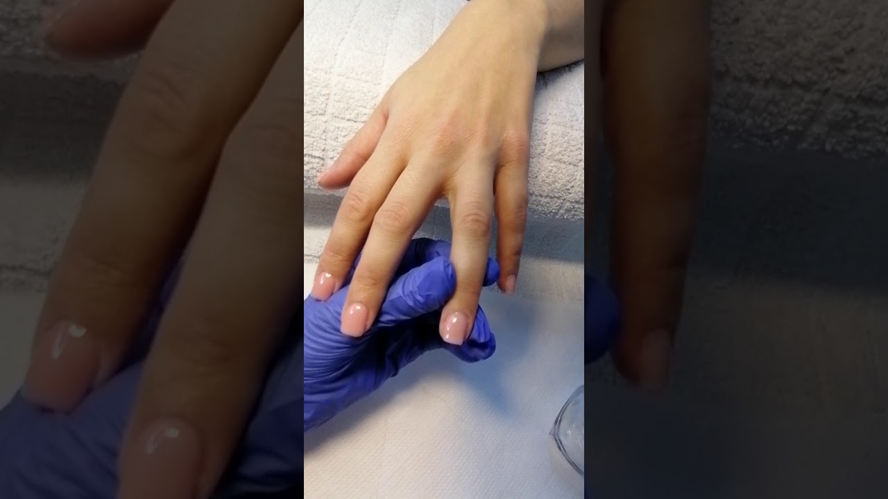 Ενίσχυση φυσικού με τζελ Mini nails