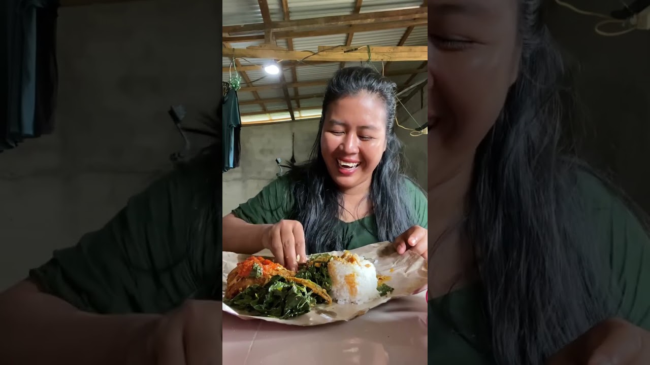 Meskipun lagi gx enak badan makan nya tetap hot 😱😱  #makan enak # makanan lezat # hot food