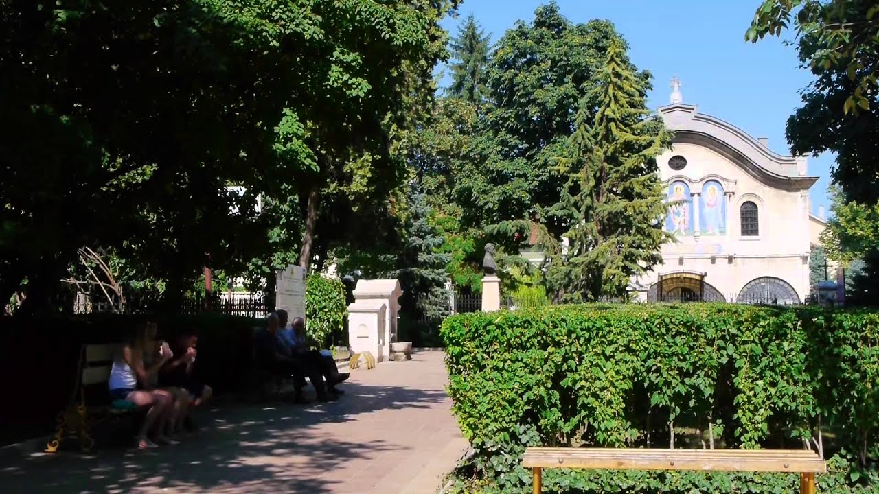 Dobrich (Добрич) beautiful Municipal Gardens