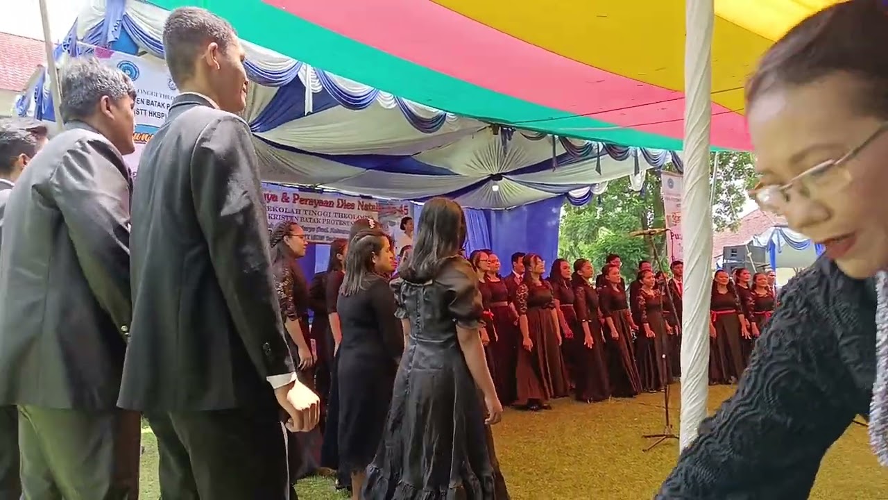 Paduan Suara STT HKBP 